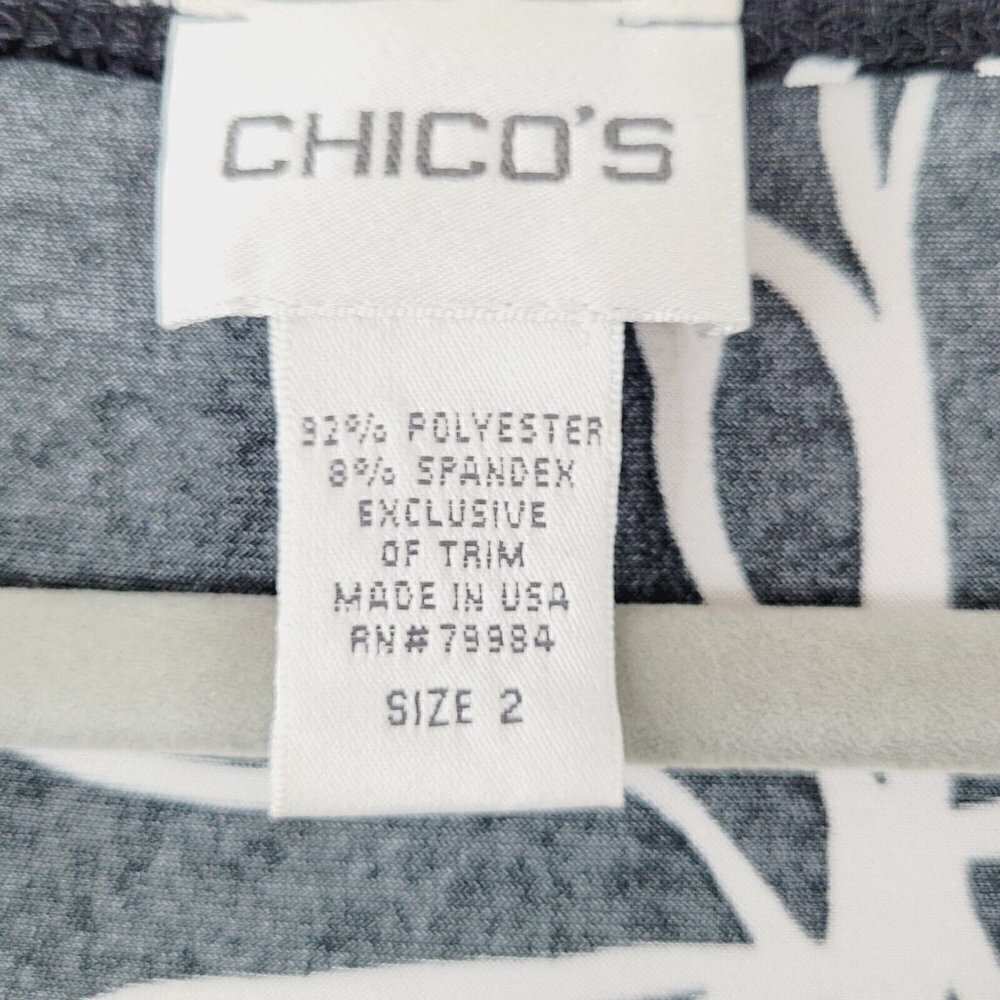 Chico's Surplice Blouse Sz 2 (Lg) Black & White Floral Lace Trimmed Neck 3/4 SLV - Picture 4 of 7